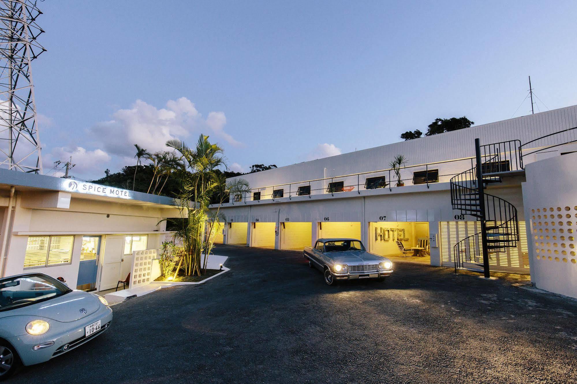 Spice Motel Okinawa Kitanakagusuku Exterior foto